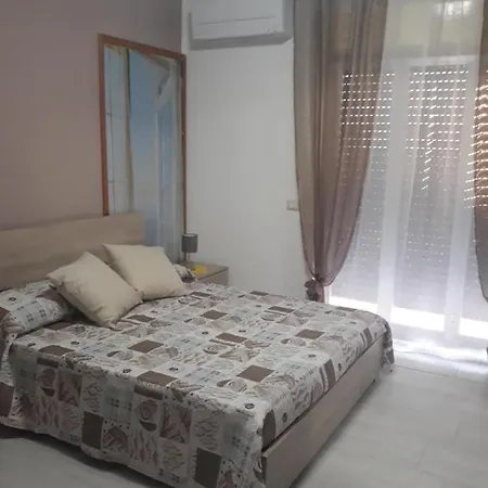 Holiday House Marlin Giardini-Naxos Exterior foto