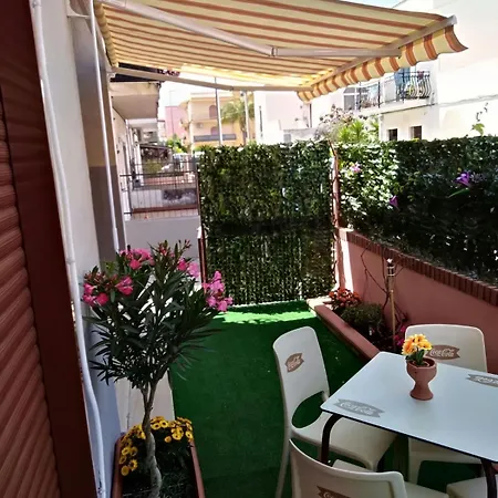 Holiday House Marlin Giardini-Naxos Exterior foto
